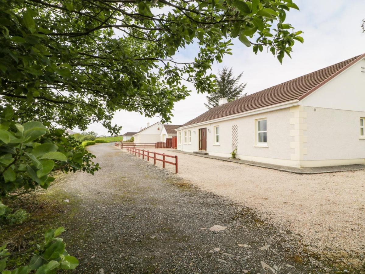Creeslough View Villa Bagian luar foto